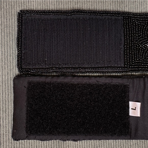 Talbots Beaded Black Belt Size Large Bows Adjustable Velcro Holiday Vintage - Picture 13 of 13